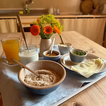 Strohballenhaus Valle Delle Rose Appartamento *